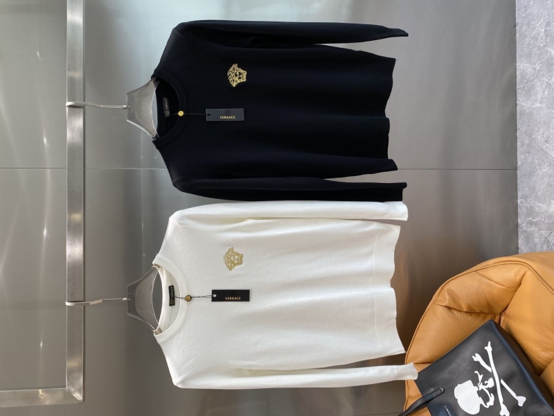 VERSACE
